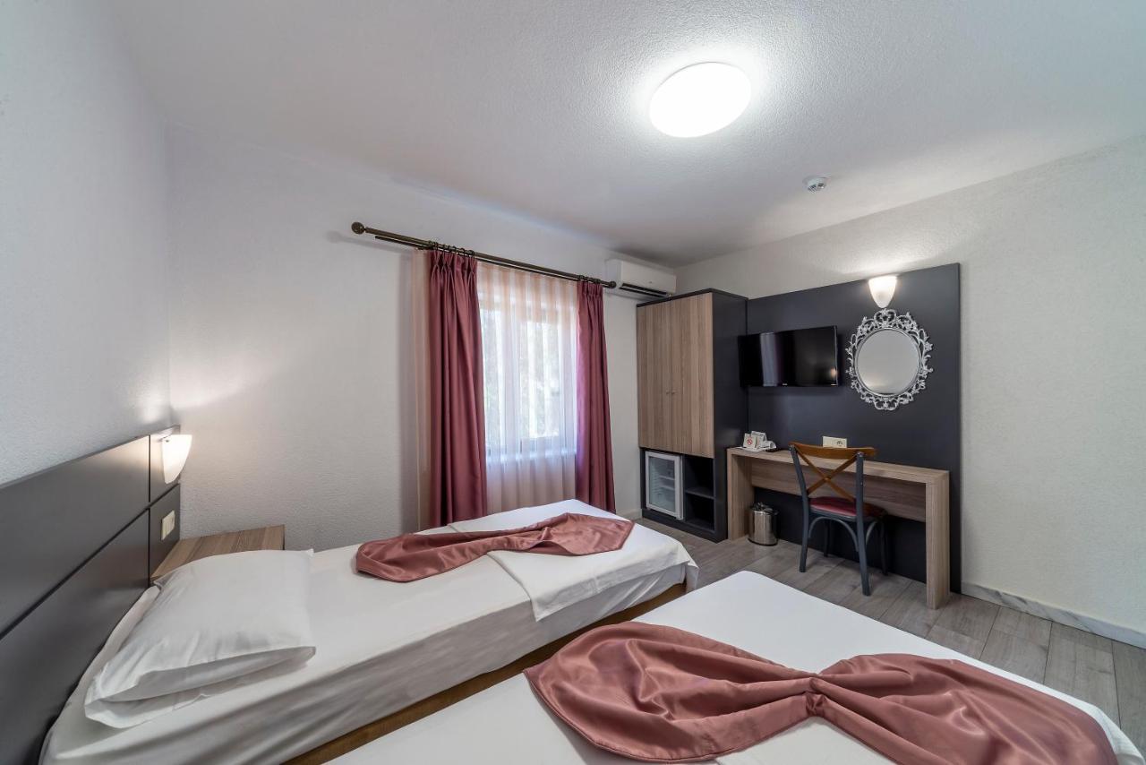 Laden Hotel Bodrum Exterior foto